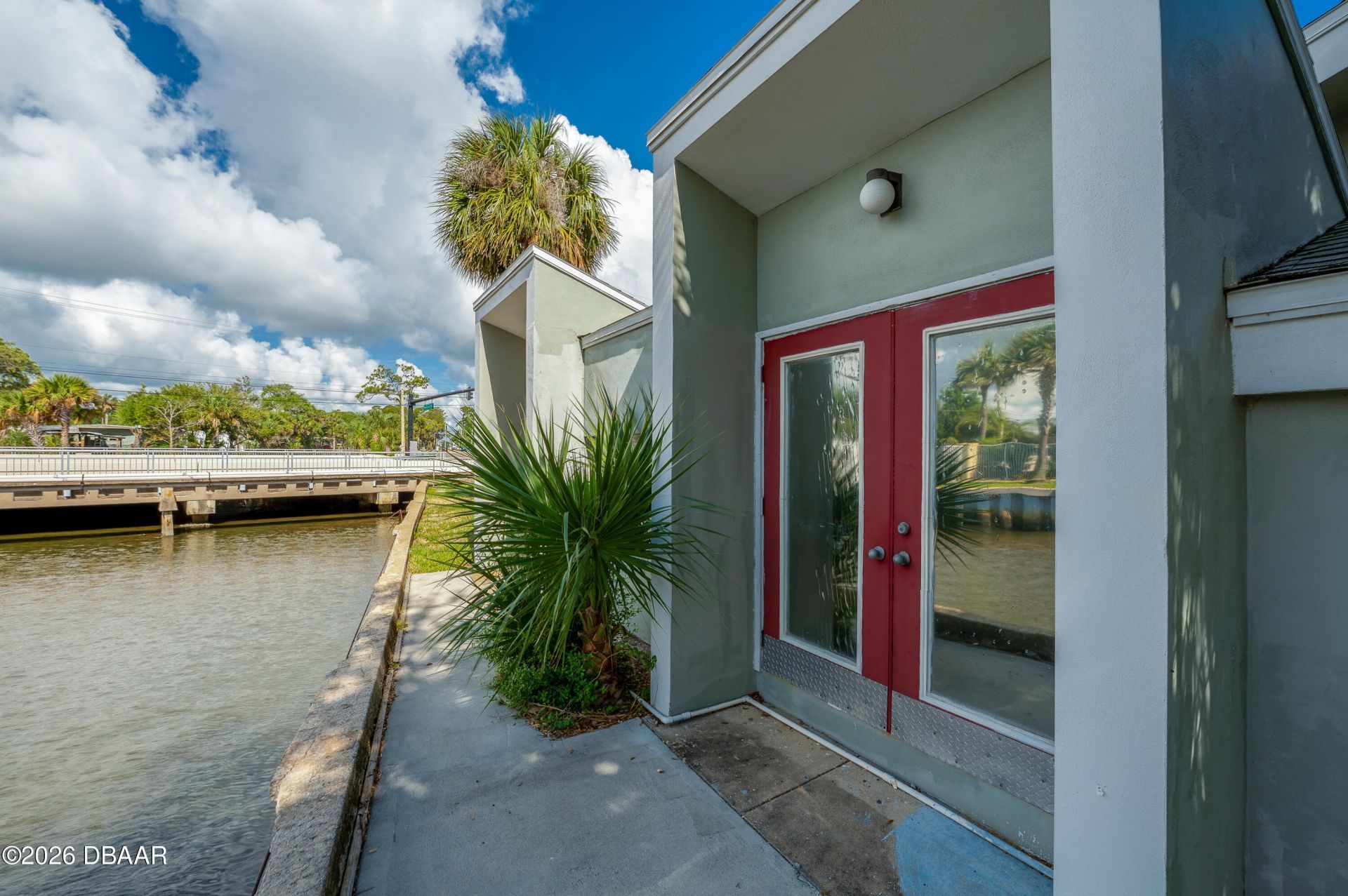 2763 S Ridgewood Avenue, South Daytona, FL 32119 Photo