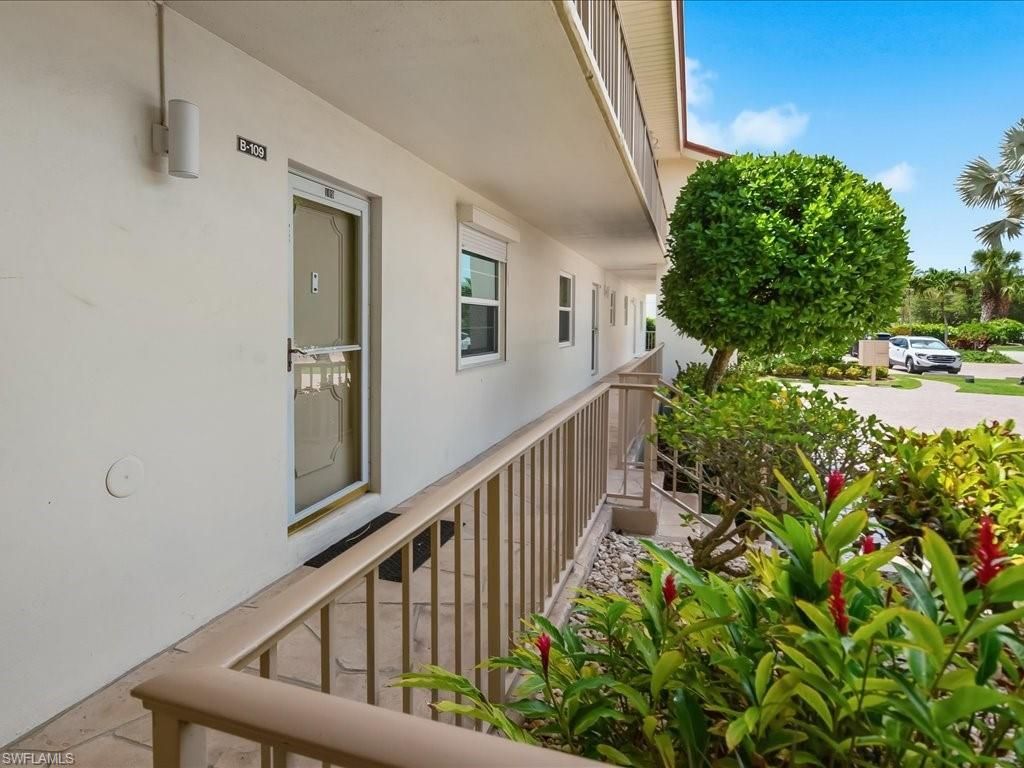 1200 Cherrystone Ct , Unit B-109, Naples, FL 34102 Photo