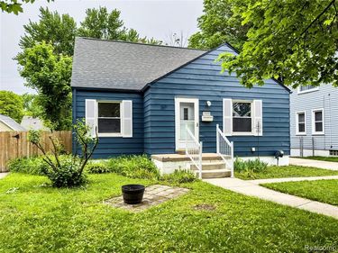 13680 Borgman Street, Oak Park, MI 48237