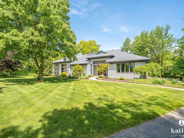 1055 Bradford Hollow Lane NE, Grand Rapids, MI 49525