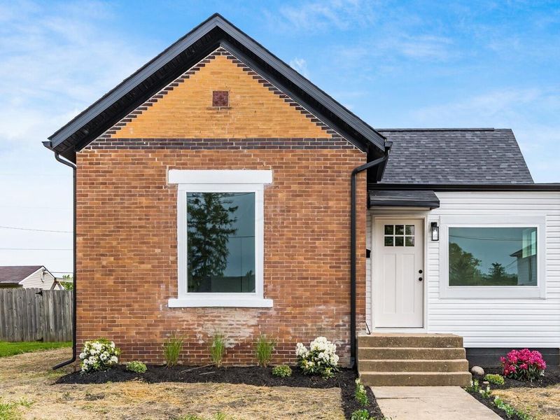 182 High Street , Roseville, OH 43777 Photo 1