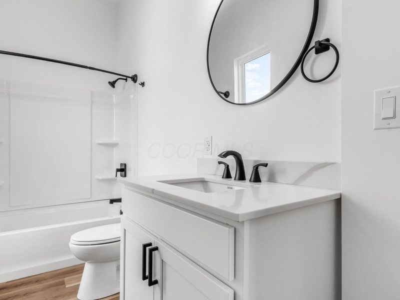 182 High Street , Roseville, OH 43777 Photo 18