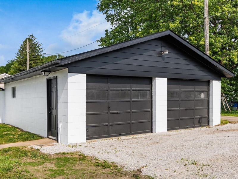 182 High Street , Roseville, OH 43777 Photo 4