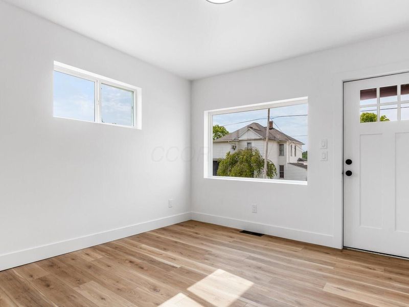 182 High Street , Roseville, OH 43777 Photo 8