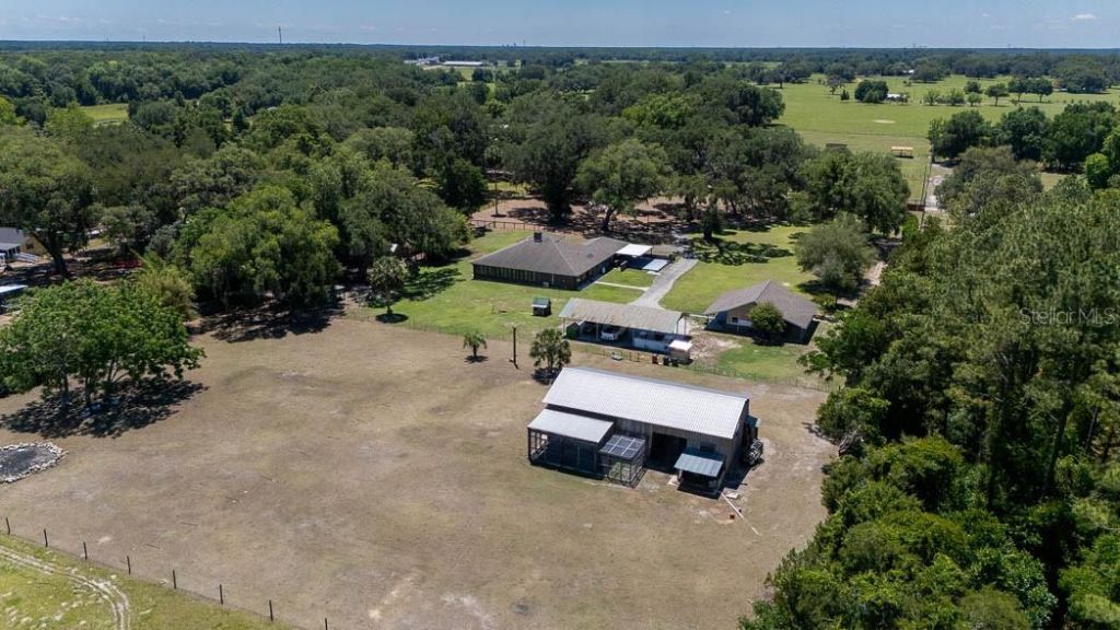 830 NW 111th Lane, Oxford, FL 34484 Photo