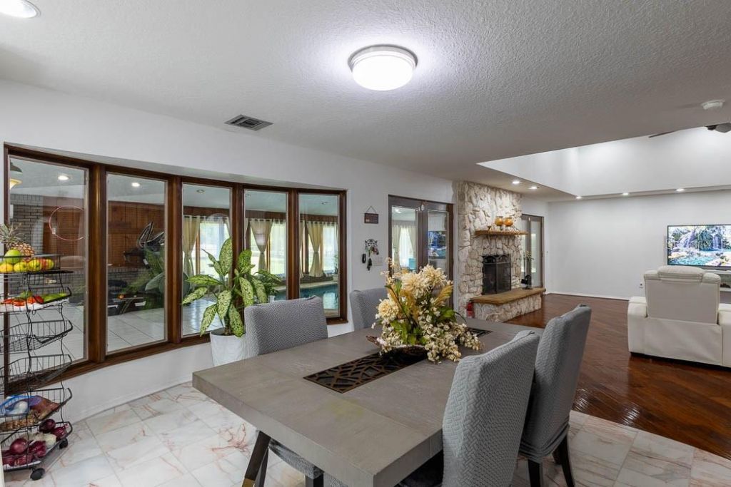 830 NW 111th Lane, Oxford, FL 34484 Photo