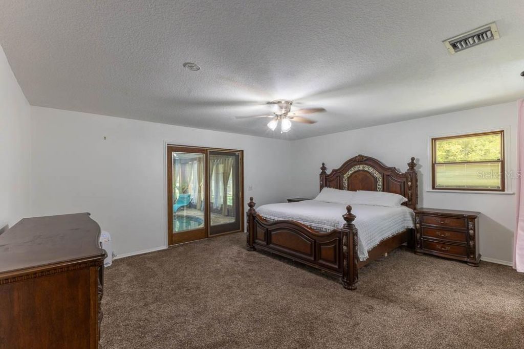 830 NW 111th Lane, Oxford, FL 34484 Photo