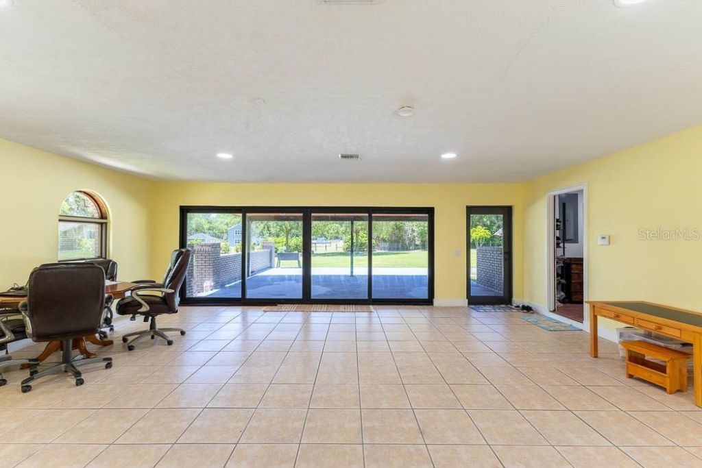 830 NW 111th Lane, Oxford, FL 34484 Photo