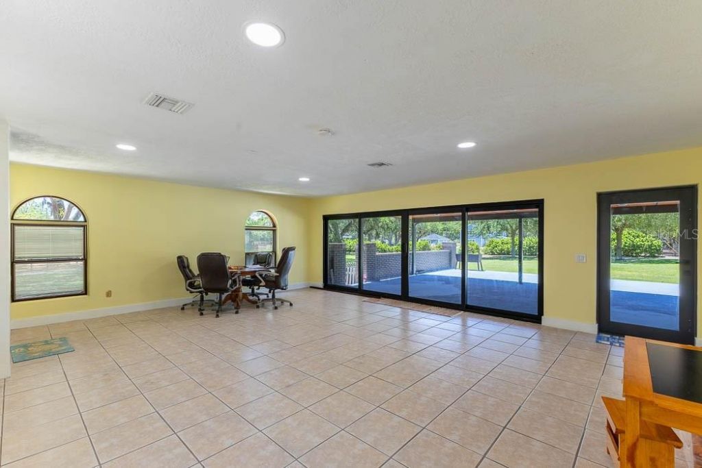 830 NW 111th Lane, Oxford, FL 34484 Photo