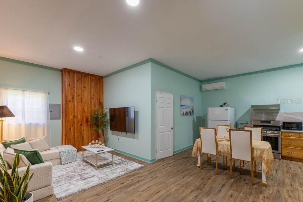 830 NW 111th Lane, Oxford, FL 34484 Photo