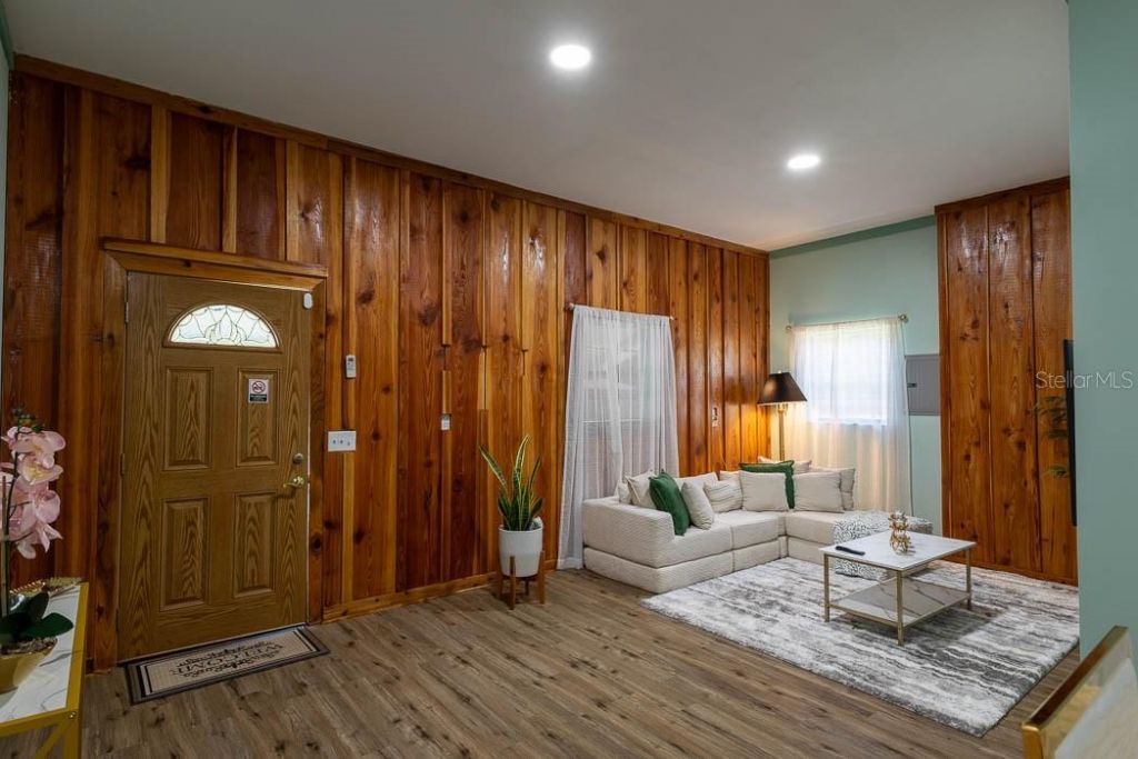 830 NW 111th Lane, Oxford, FL 34484 Photo