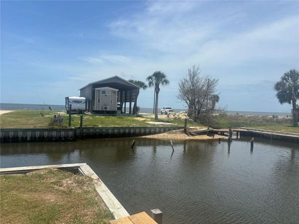 758 MAIN STREET , HORSESHOE BEACH, FL 32648