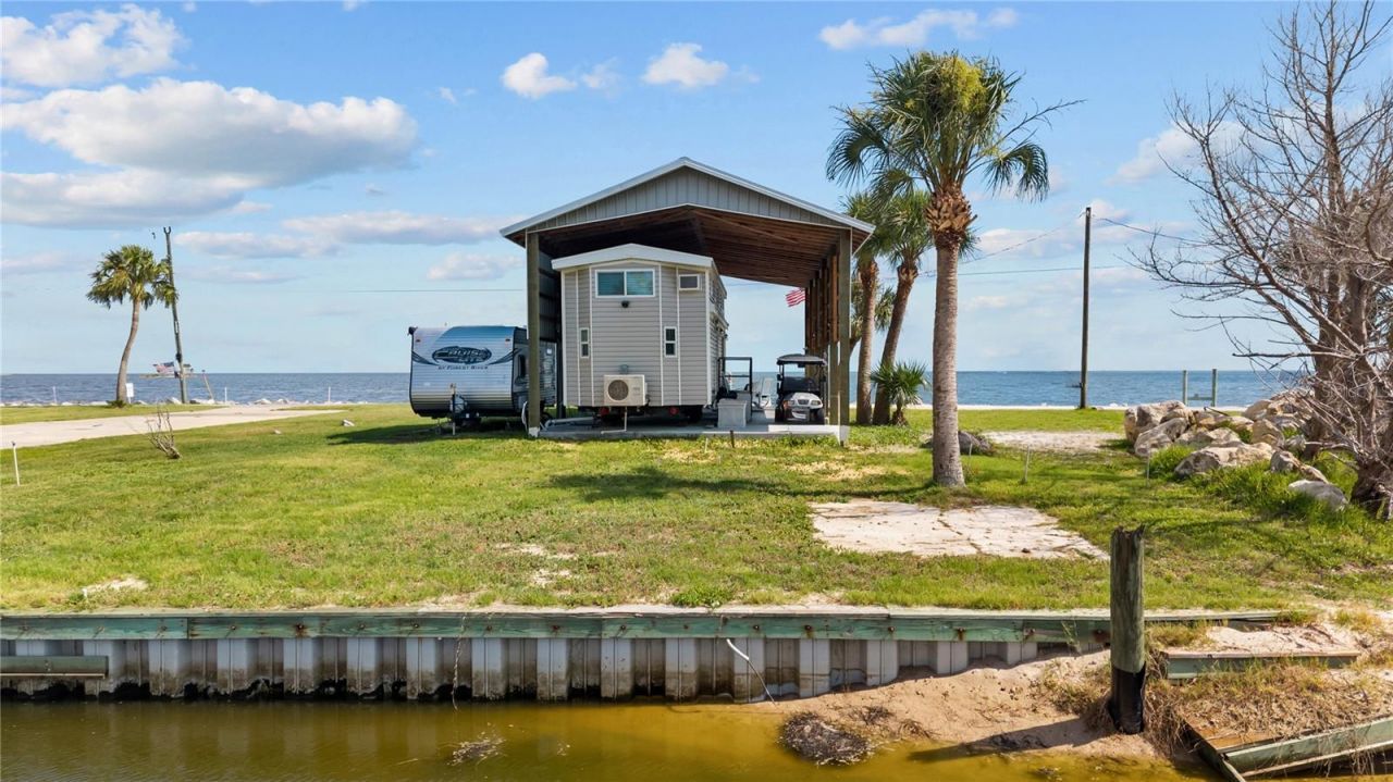 758 Main Street, Horseshoe Beach, FL 32648 Photo