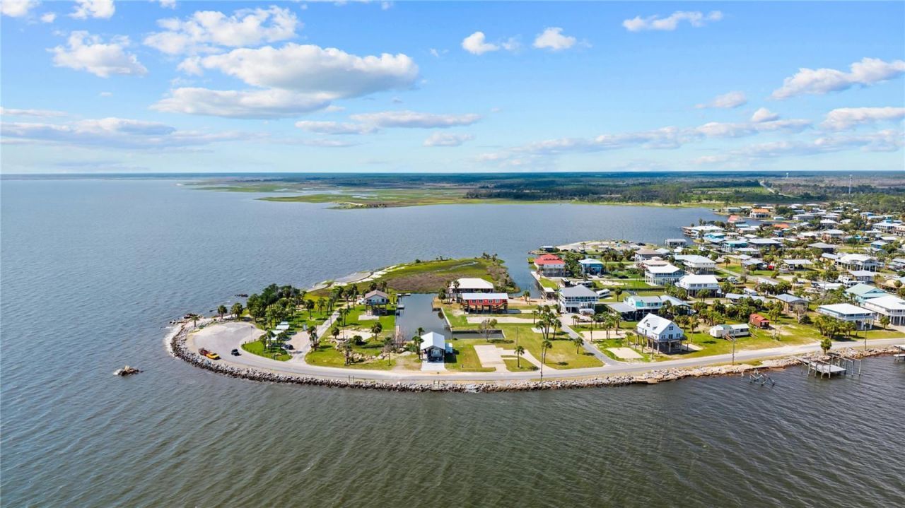 758 Main Street, Horseshoe Beach, FL 32648 Photo