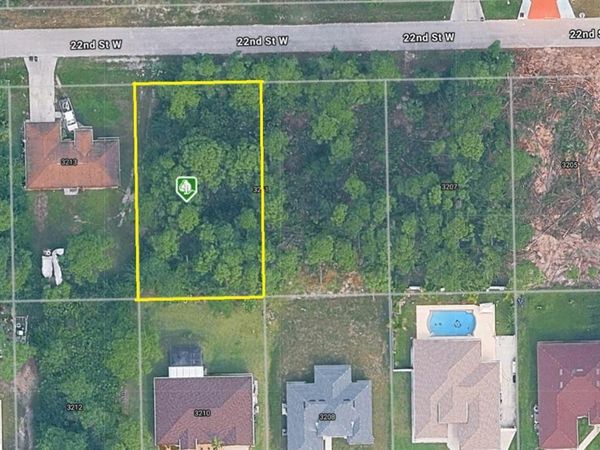 3211 22ND STREET W, LEHIGH ACRES, FL 33971
