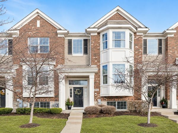 10592 W 154th Place, Orland Park, IL 60462