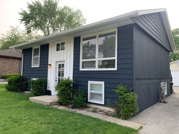 70 Walnut Court , Mundelein, IL 60060