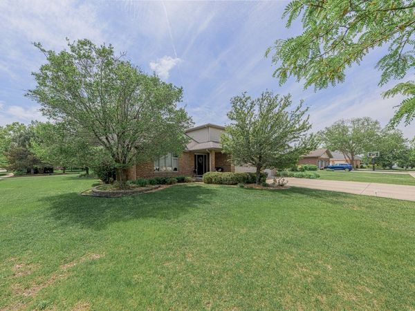12097 Heinecke Drive , Mokena, IL 60448
