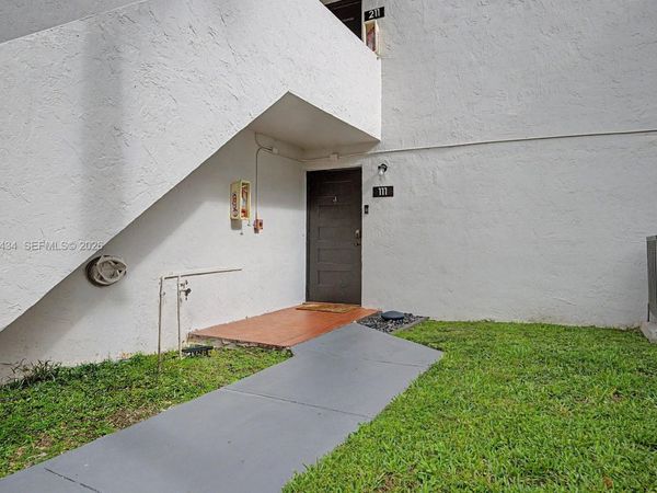 13045 SW 68th St , Unit 111, Miami, FL 33183