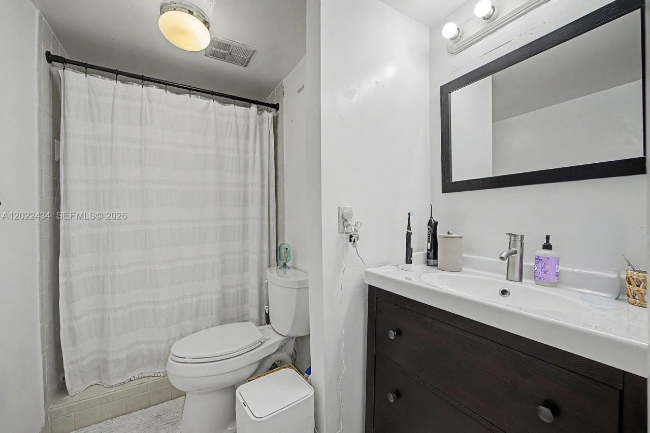 13045 SW 68th St , Unit 111, Miami, FL 33183 Photo