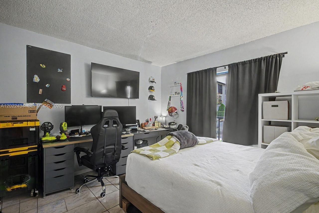 13045 SW 68th St , Unit 111, Miami, FL 33183 Photo