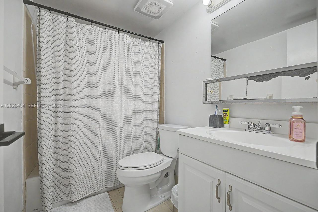 13045 SW 68th St , Unit 111, Miami, FL 33183 Photo