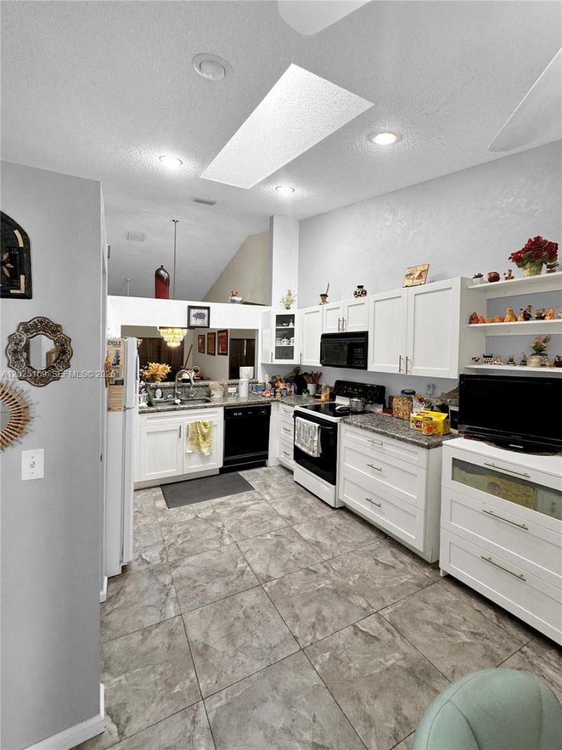9699 Pavarotti Ter, Unit 103, Boynton Beach, FL 33437 Photo