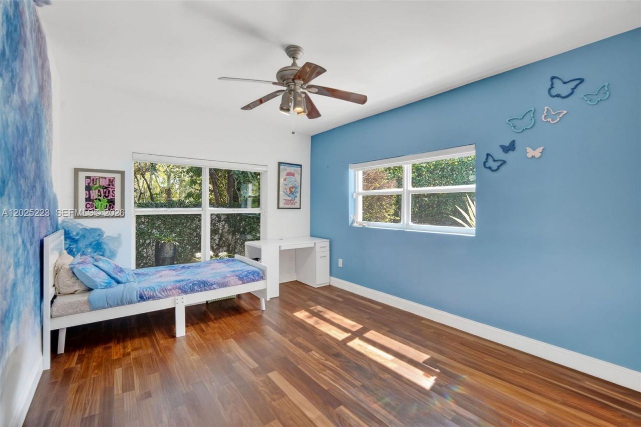 2091 NE 191st Dr, North Miami Beach, FL 33179 Photo