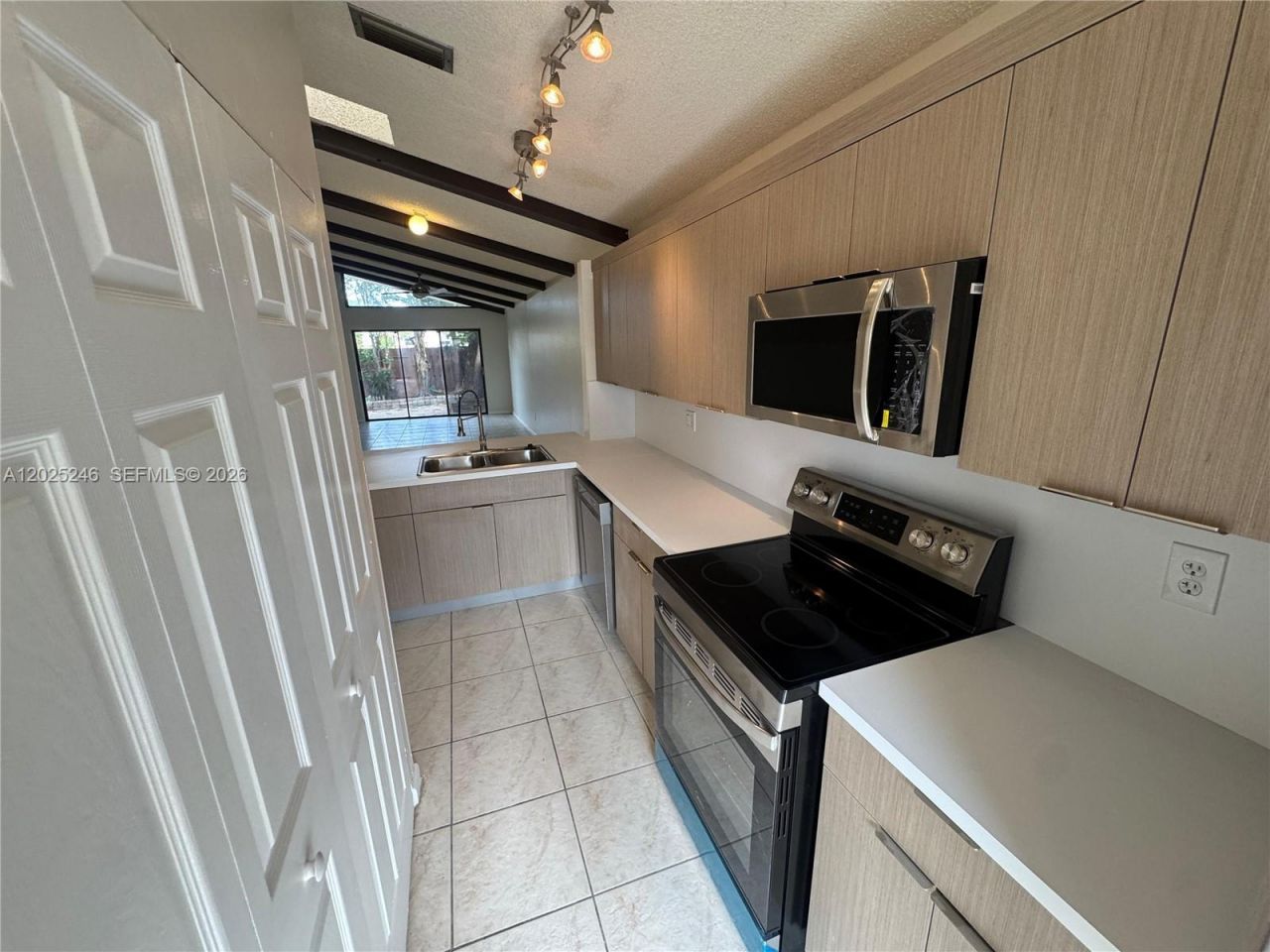 1752 NW 72nd Ave , Unit 83, Plantation, FL 33313 Photo