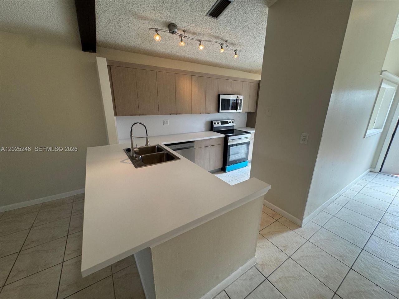 1752 NW 72nd Ave , Unit 83, Plantation, FL 33313 Photo