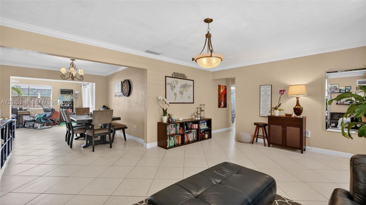 10651 NW 19th Pl , Pembroke Pines, FL 33026 Photo