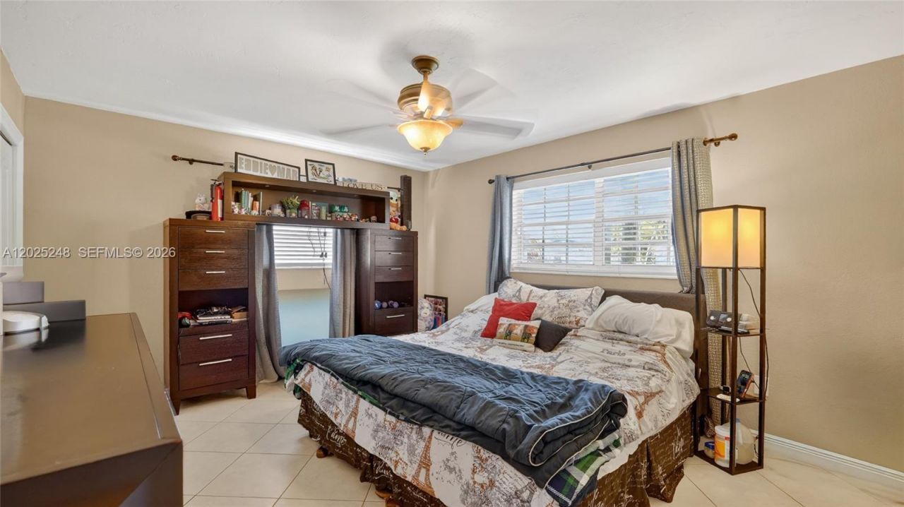 10651 NW 19th Pl , Pembroke Pines, FL 33026 Photo
