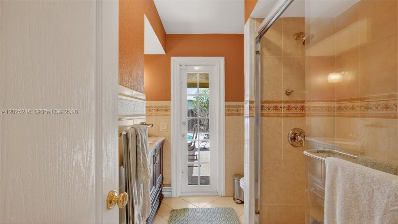 10651 NW 19th Pl , Pembroke Pines, FL 33026 Photo