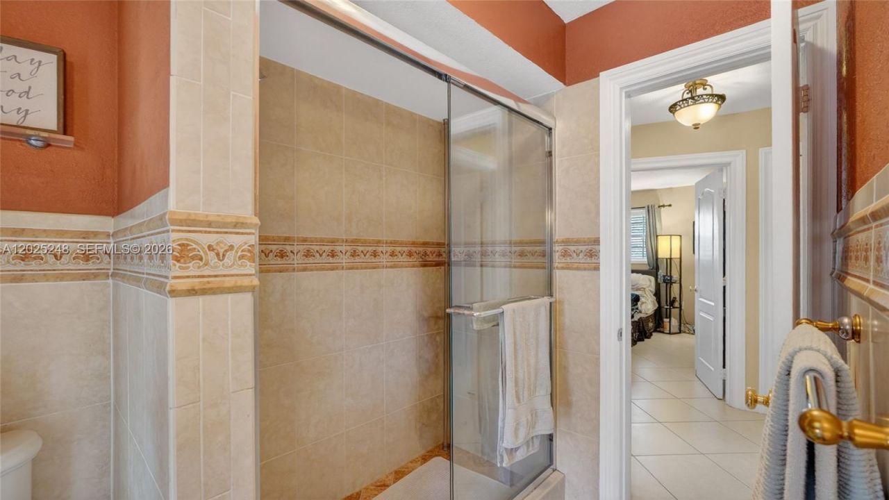 10651 NW 19th Pl , Pembroke Pines, FL 33026 Photo