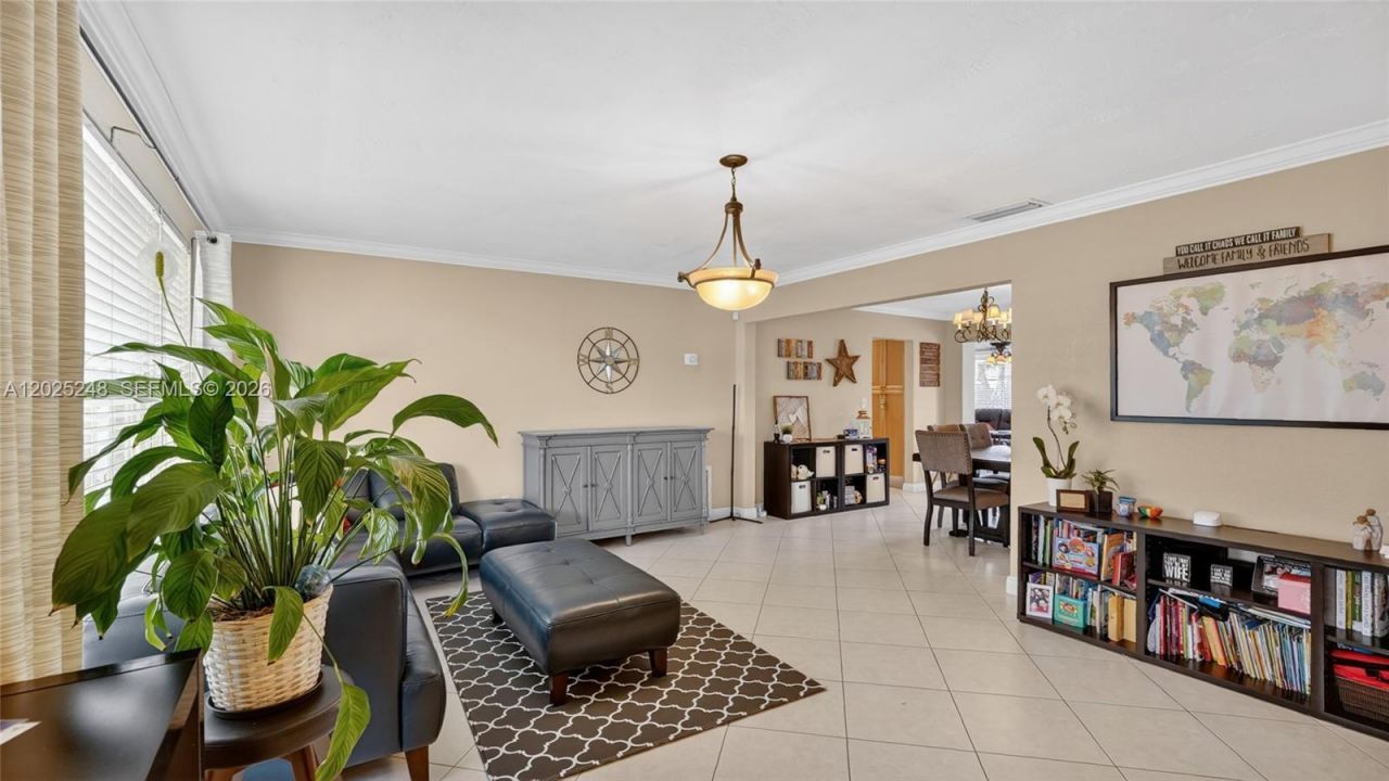 10651 NW 19th Pl , Pembroke Pines, FL 33026 Photo