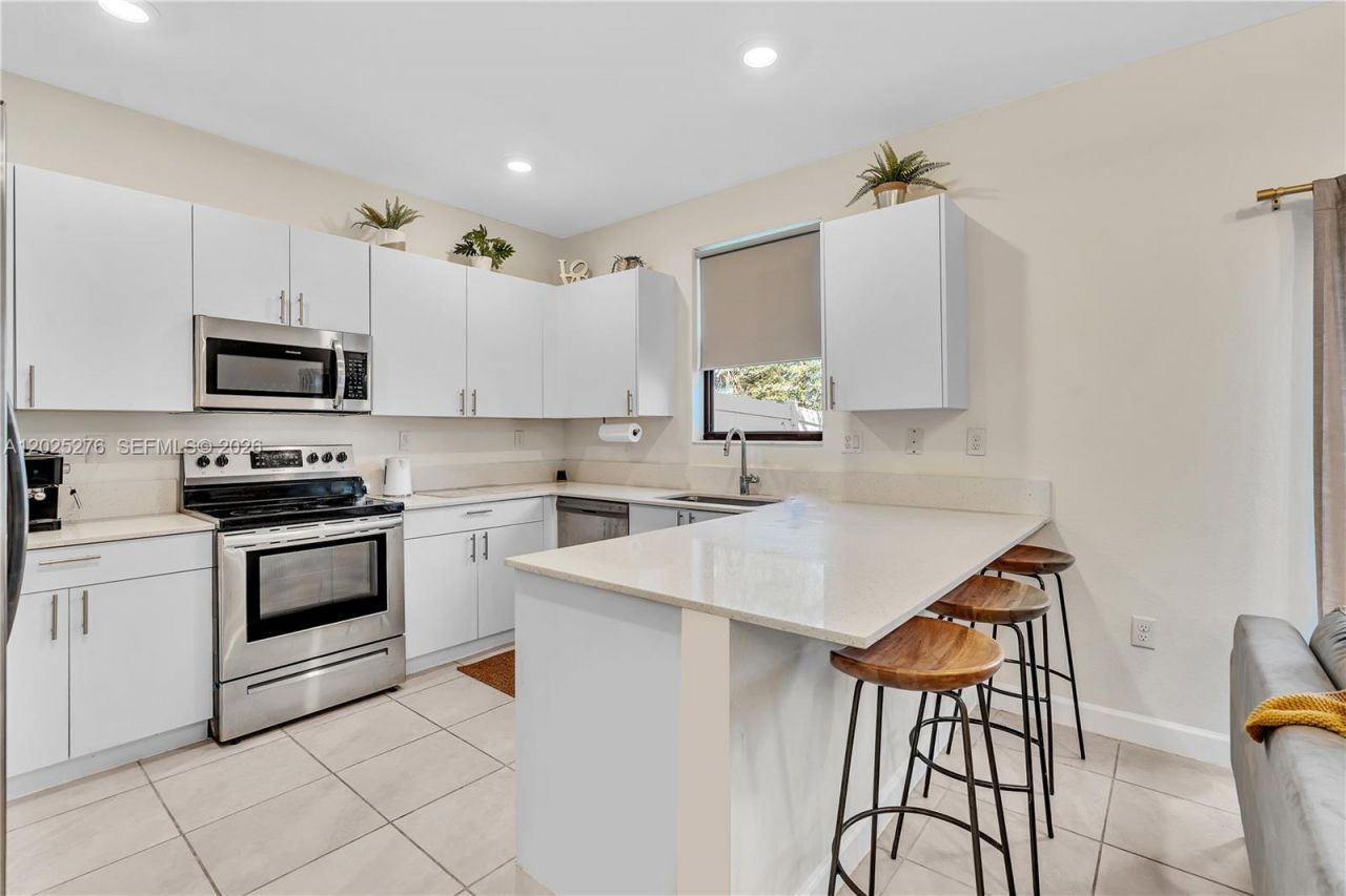 20433 NW 4th Ct , Miami Gardens, FL 33169 Photo
