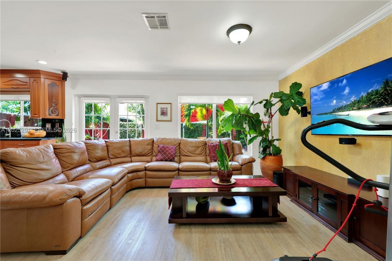 10006 SW 162nd Path, Miami, FL 33196 Photo