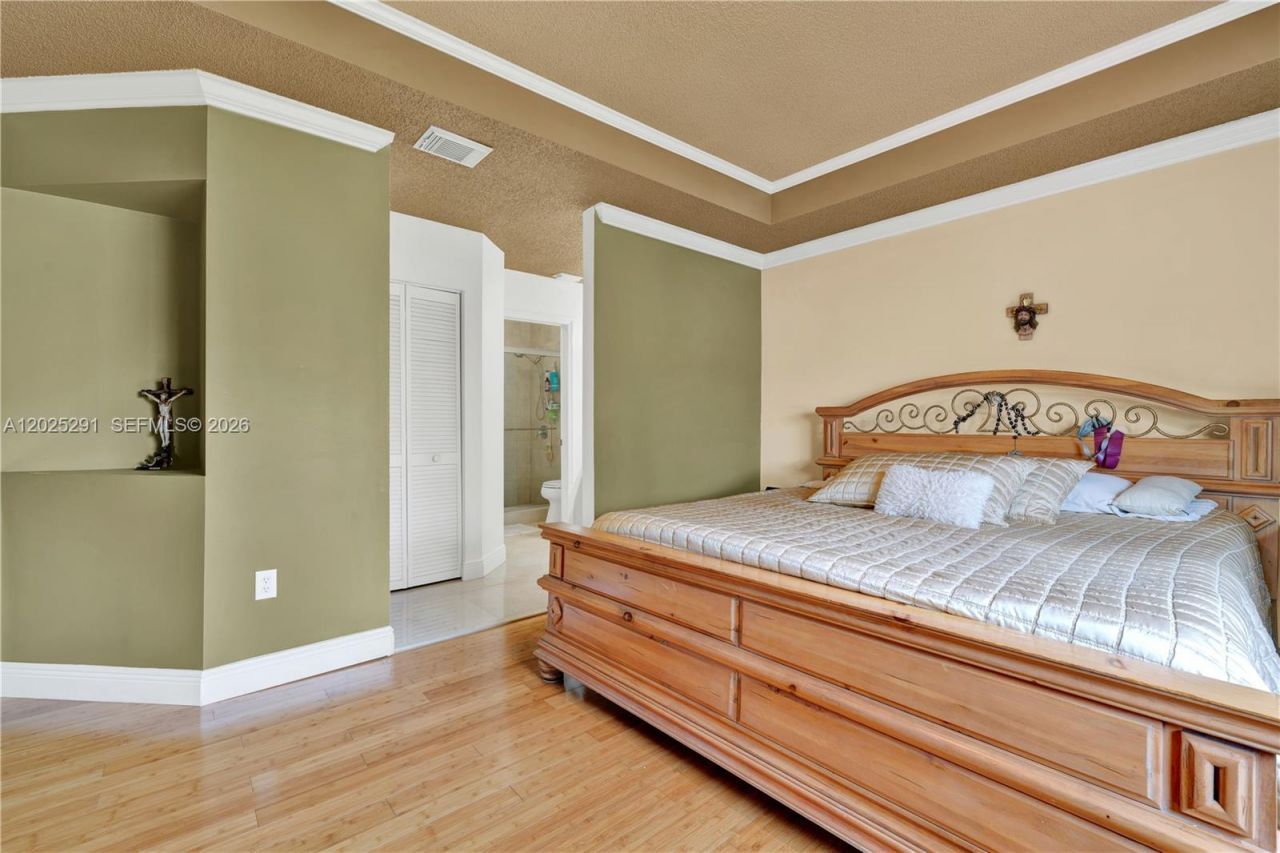 10006 SW 162nd Path, Miami, FL 33196 Photo