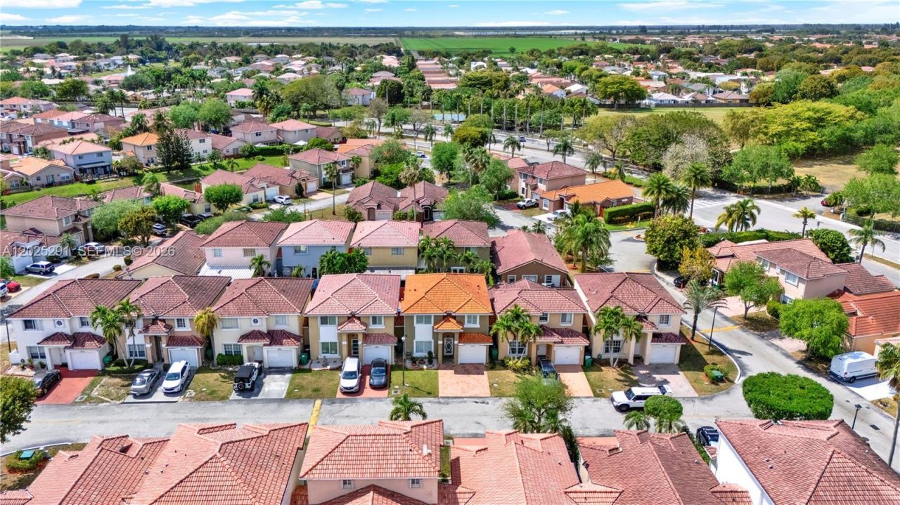 10006 SW 162nd Path, Miami, FL 33196 Photo