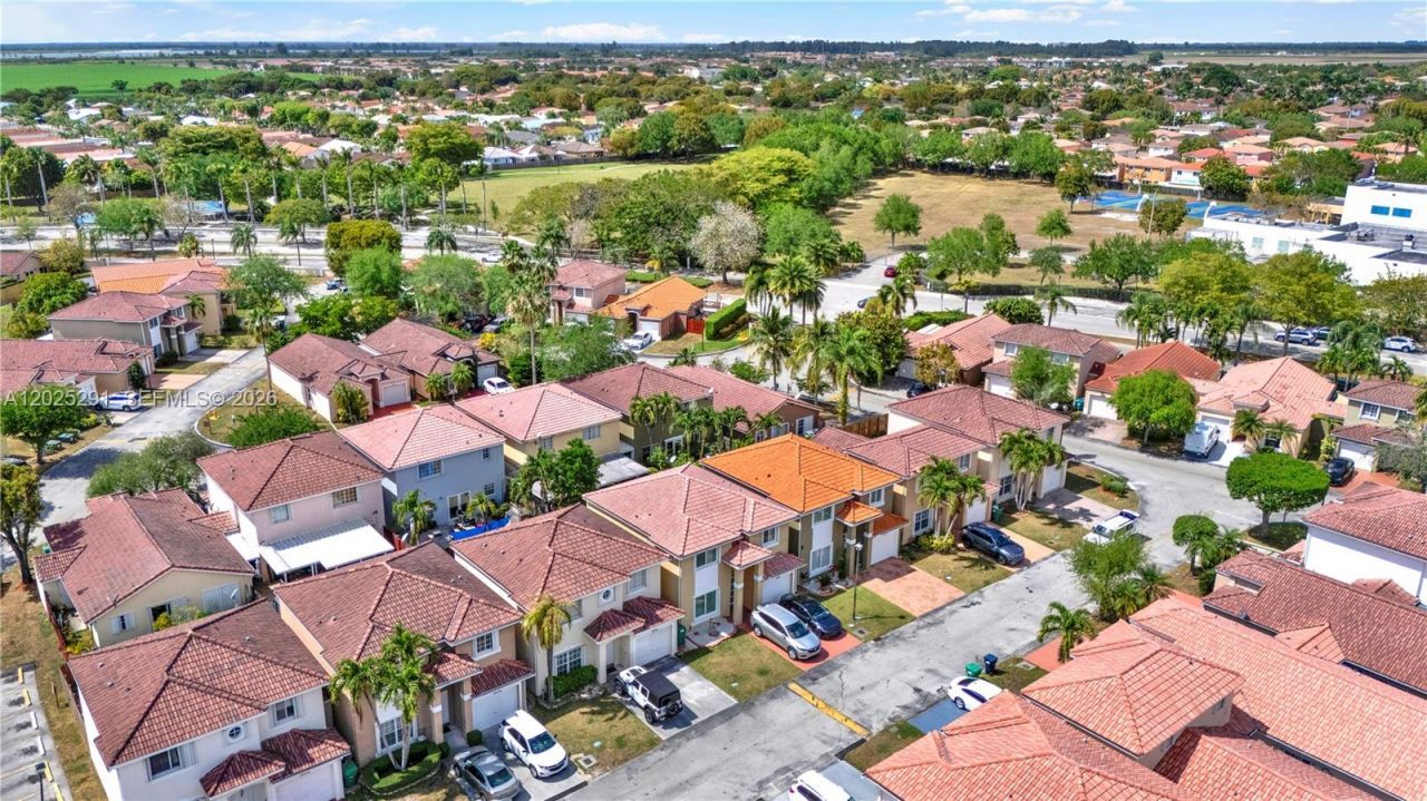 10006 SW 162nd Path, Miami, FL 33196 Photo