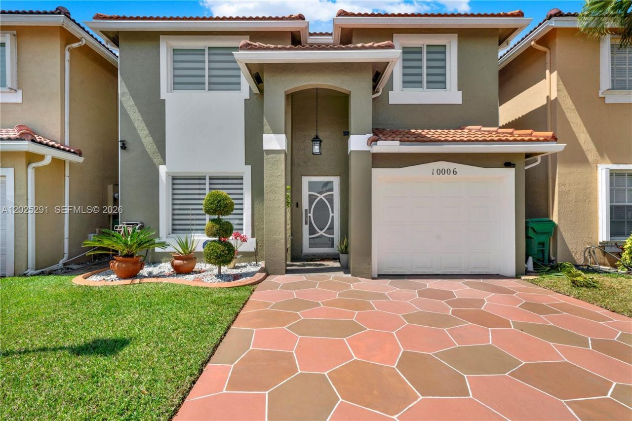 10006 SW 162nd Path, Miami, FL 33196 Photo