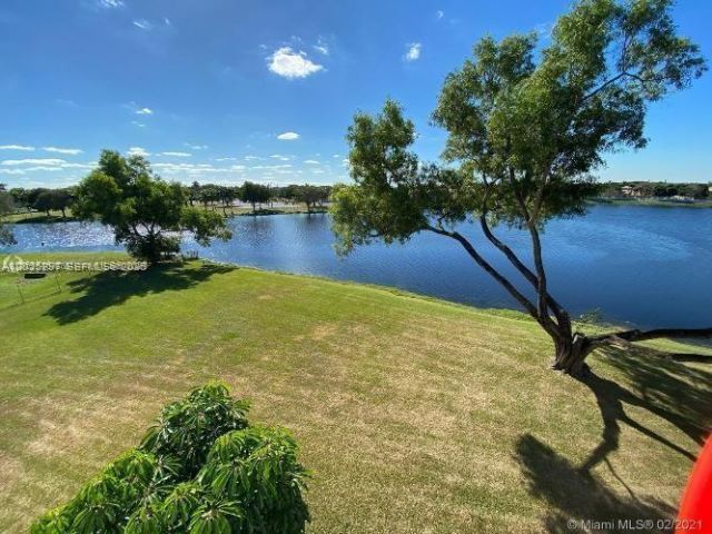 8560 N Sherman Cir , Unit 404, Miramar, FL 33025 Photo