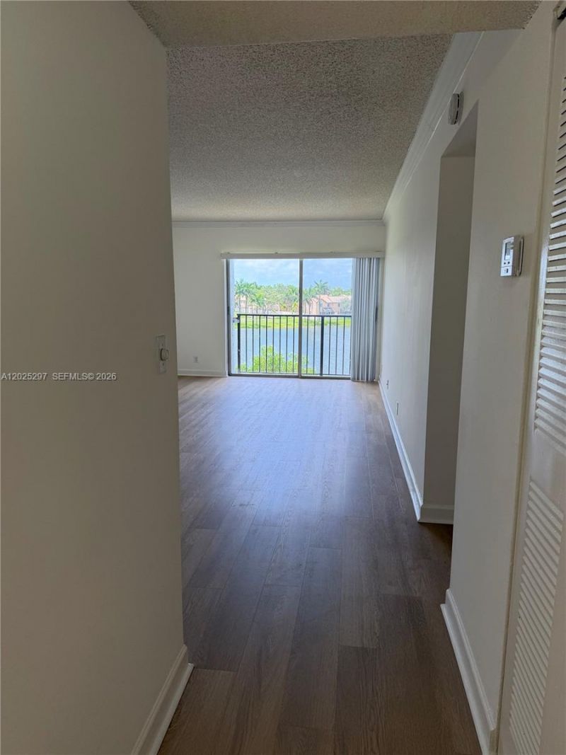 8560 N Sherman Cir , Unit 404, Miramar, FL 33025 Photo