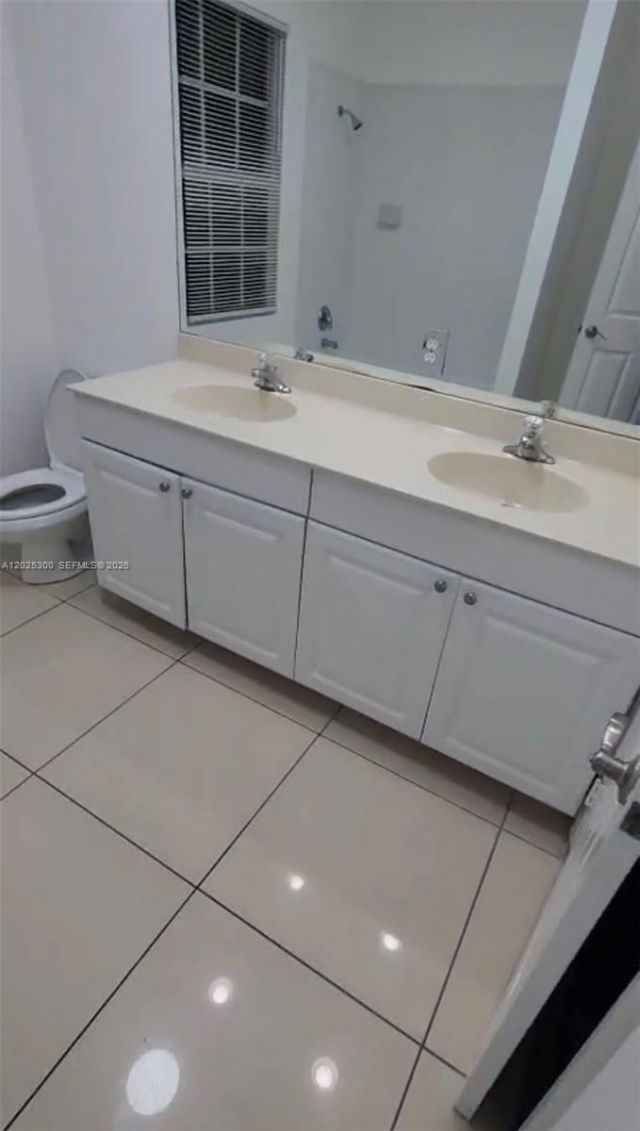 4216 Leo Ln , Unit 1F, Riviera Beach, FL 33410 Photo