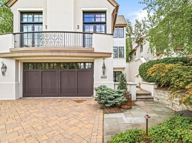 1660 Carriage Path , Golden Valley, MN 55422