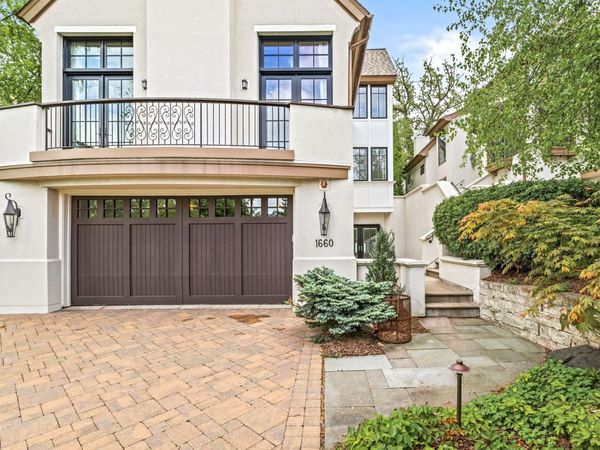 1660 Carriage Path , Golden Valley, MN 55422