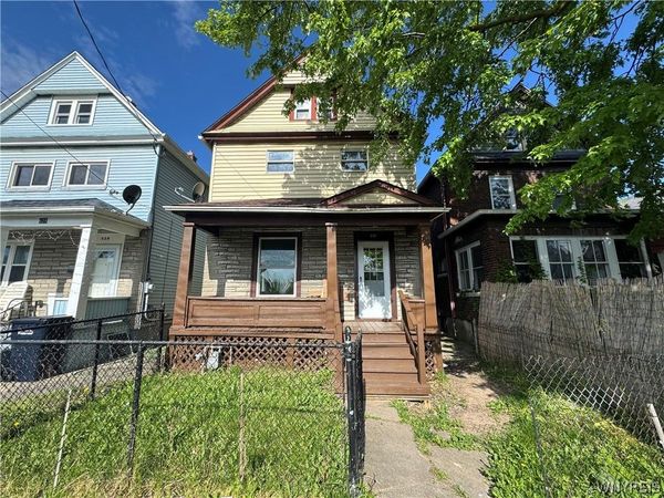 630 20th Street , Niagara Falls, NY 14301