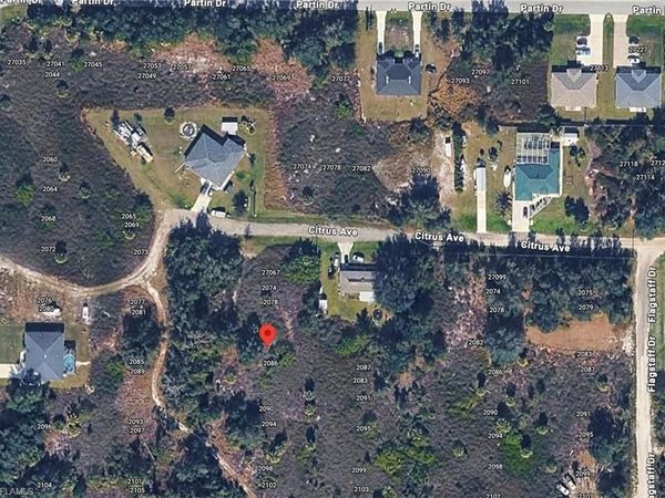 2082 Chaplin DR, PUNTA GORDA, FL 33983