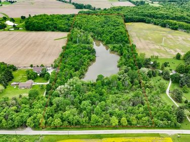 Quarry Road, Wellington, OH 44090