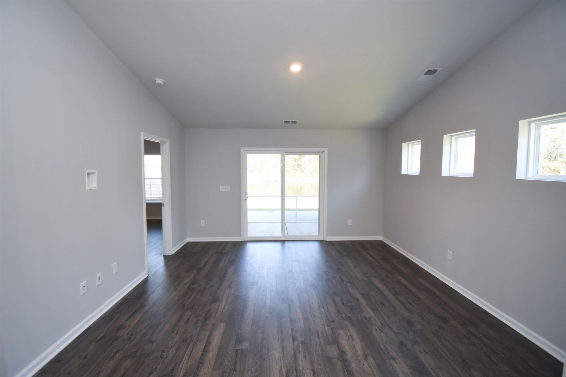 1799 Berkley Village Loop  Photo 8